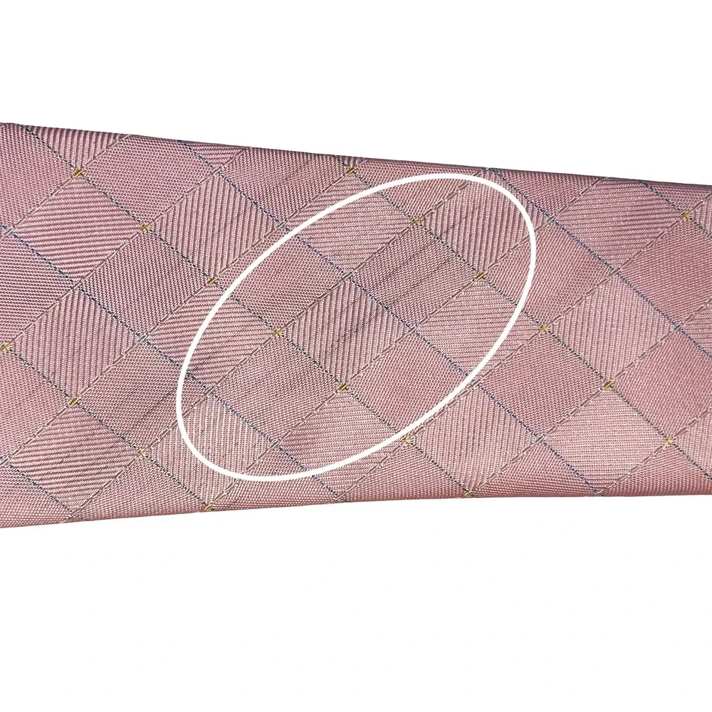 BURBERRY London Men's Checkered Neck Tie • 100% Silk •‎ two-tone pink